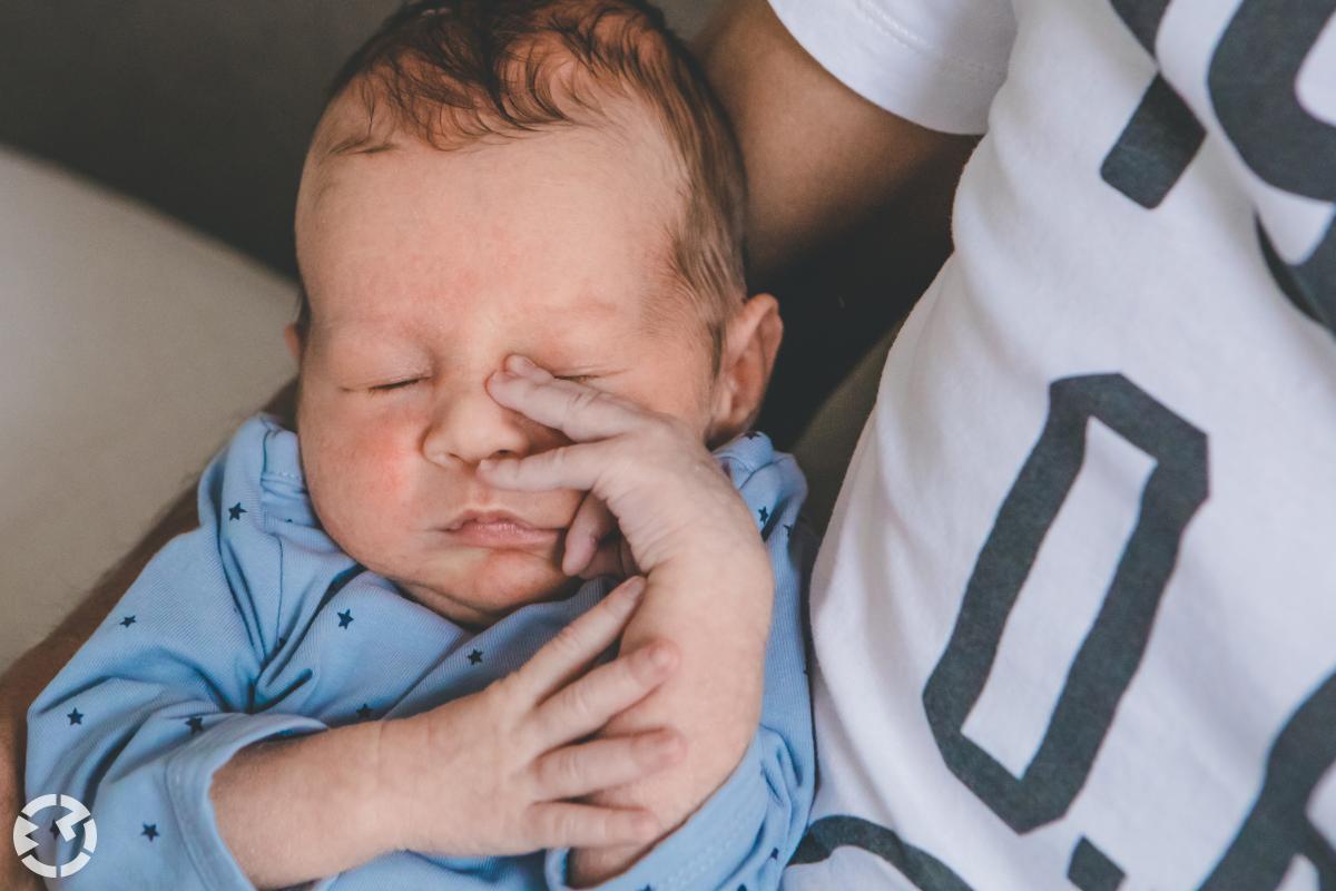 Newborn shoot thuis in Baarle-Nassau