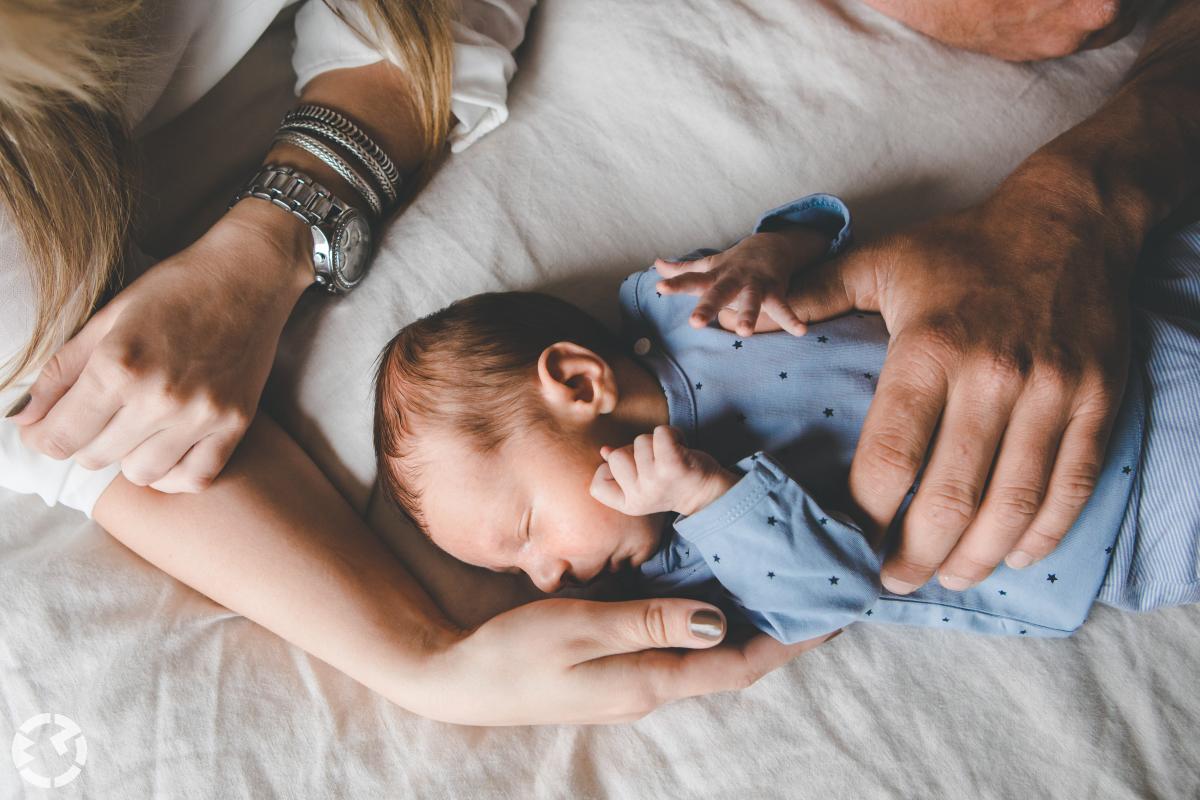 Newborn shoot thuis in Baarle-Nassau