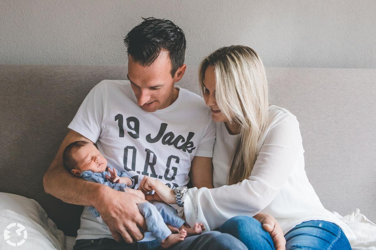 Newborn shoot thuis in Baarle-Nassau