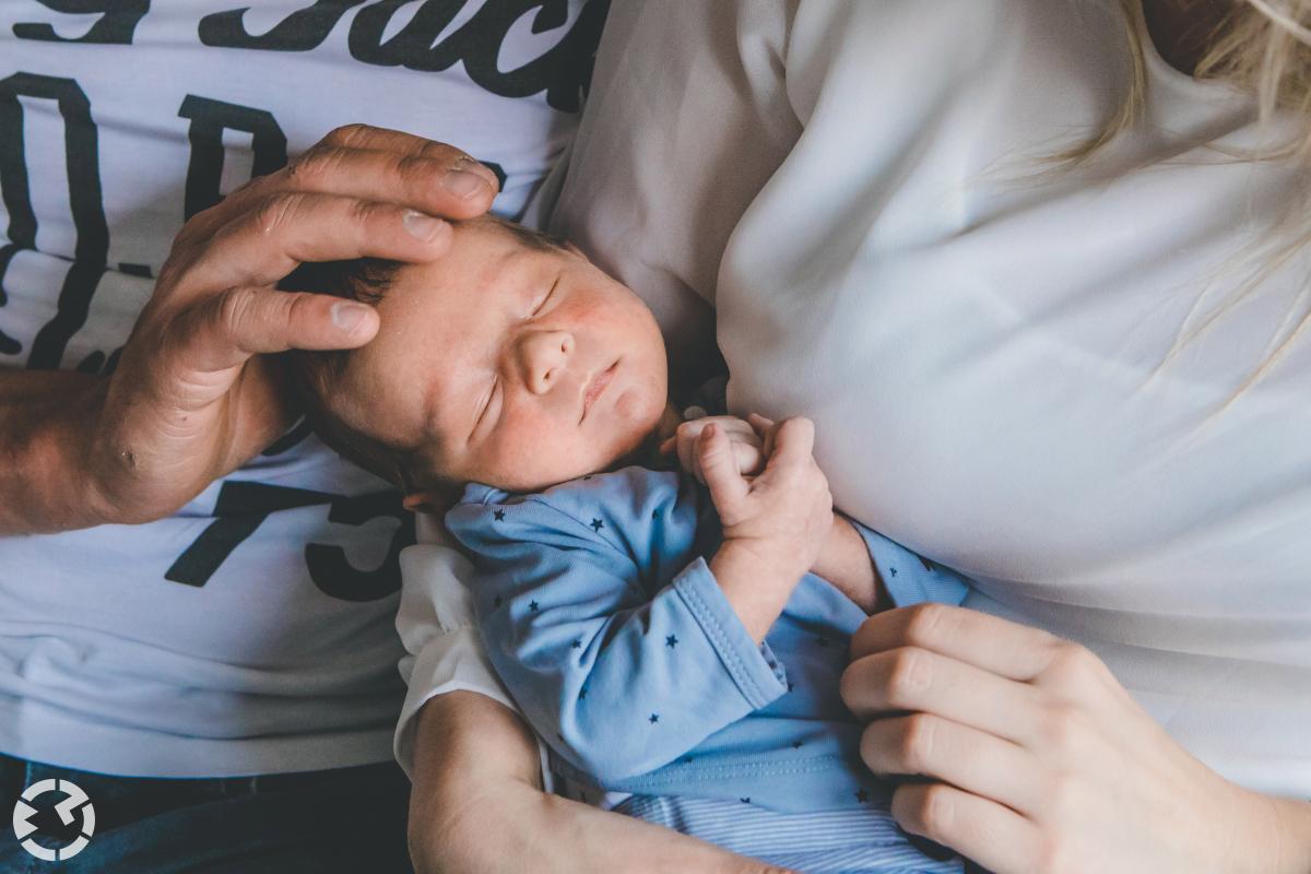 Newborn shoot thuis in Baarle-Nassau