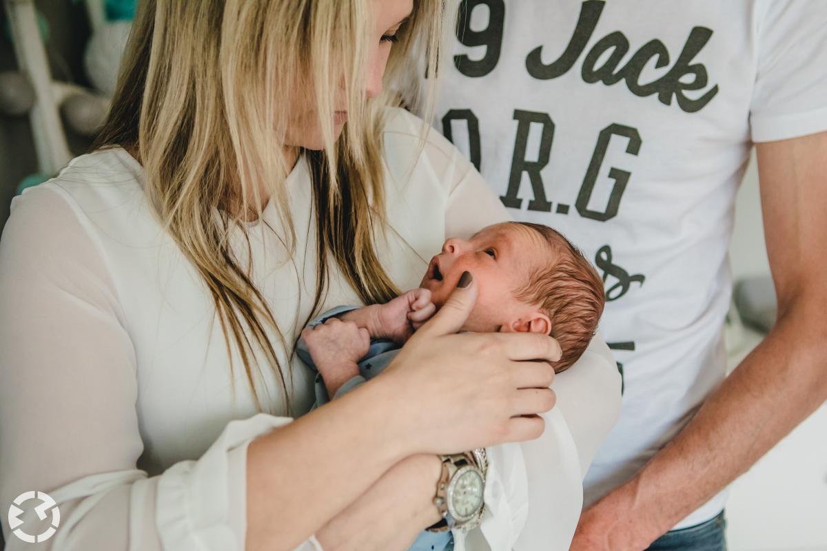 Newborn shoot thuis in Baarle-Nassau
