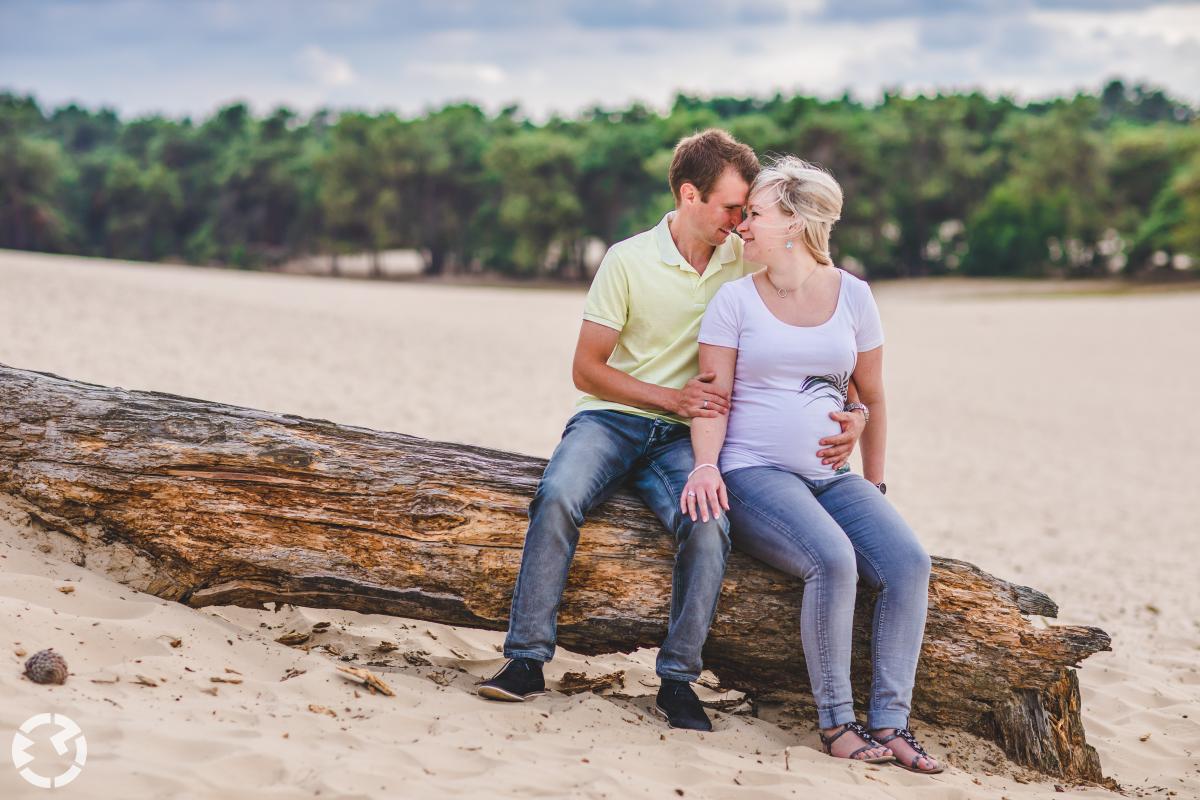 Zwangerschaps fotoshoot in Brabant