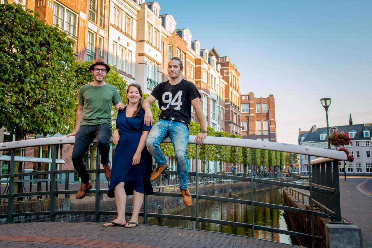 Familie fotoshoot bij avondlicht