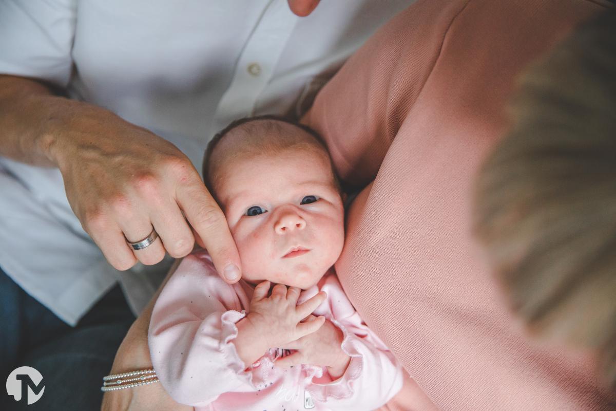 Newborn fotoshoot thuis in Chaam