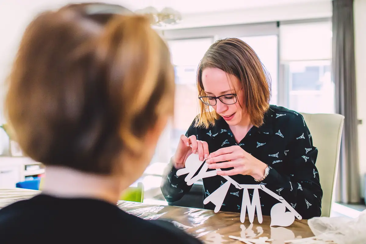 Niet geposeerde fotoshoot van gezin in Brabant.
