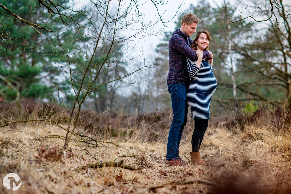 Zwangerschapsfotografie in de natuur
