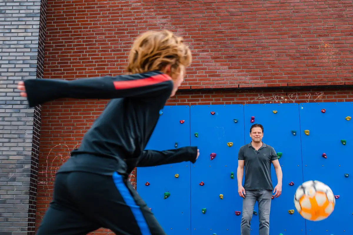 Niet geposeerde fotoreportage van een gezin.