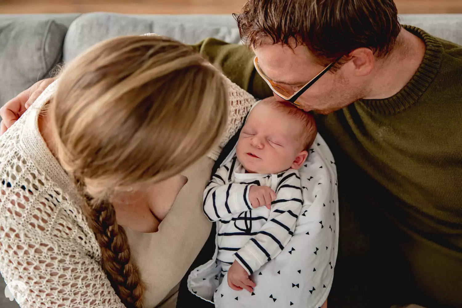 Een ontspannen newborn fotoshoot thuis