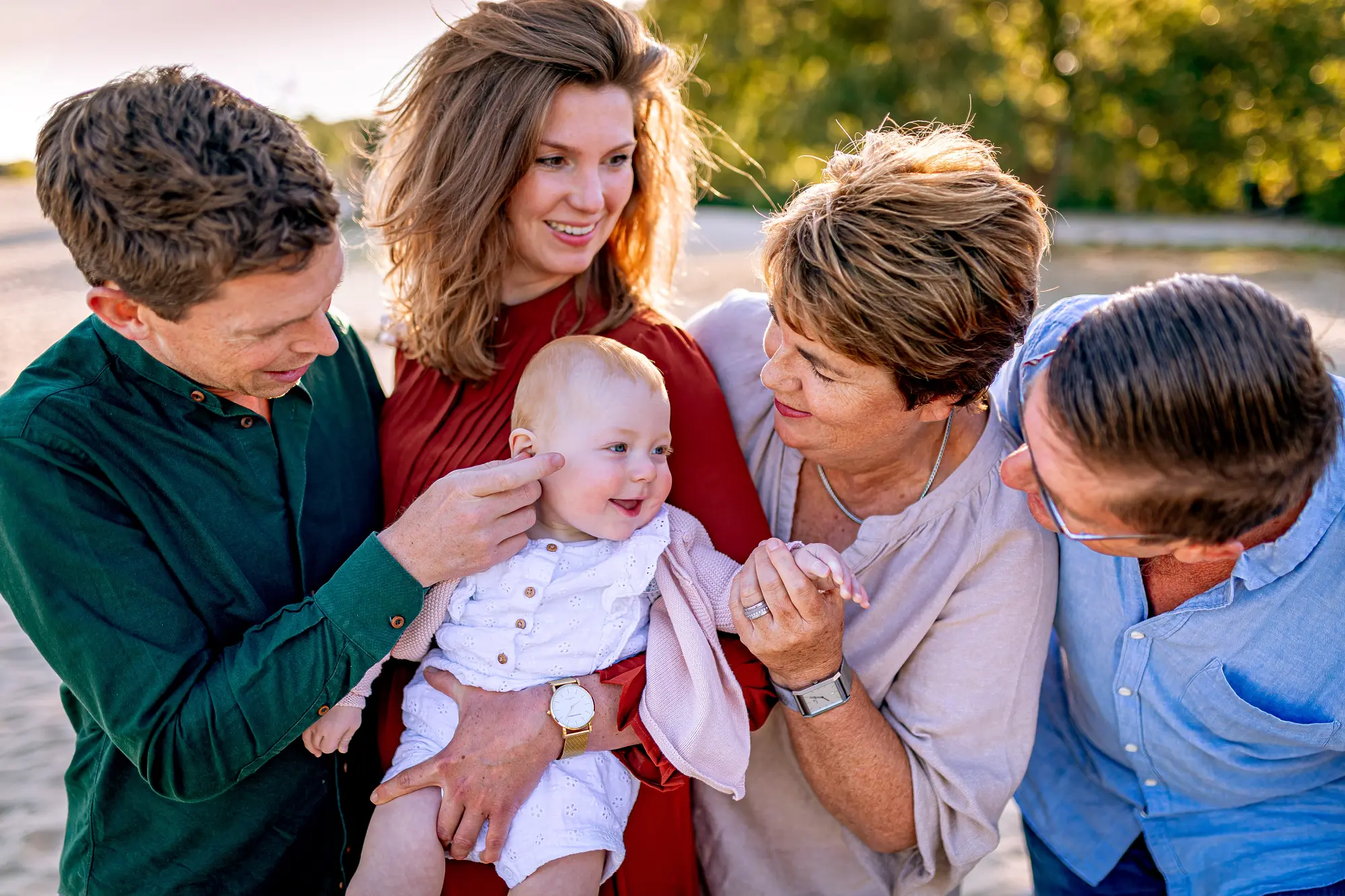 Header Familie fotoshoot bij avondzon