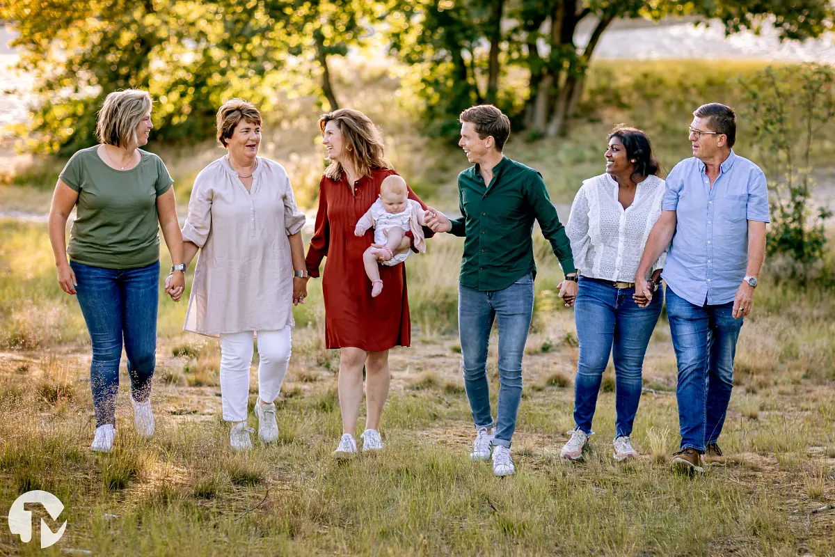 Familie fotoshoot bij avondzon