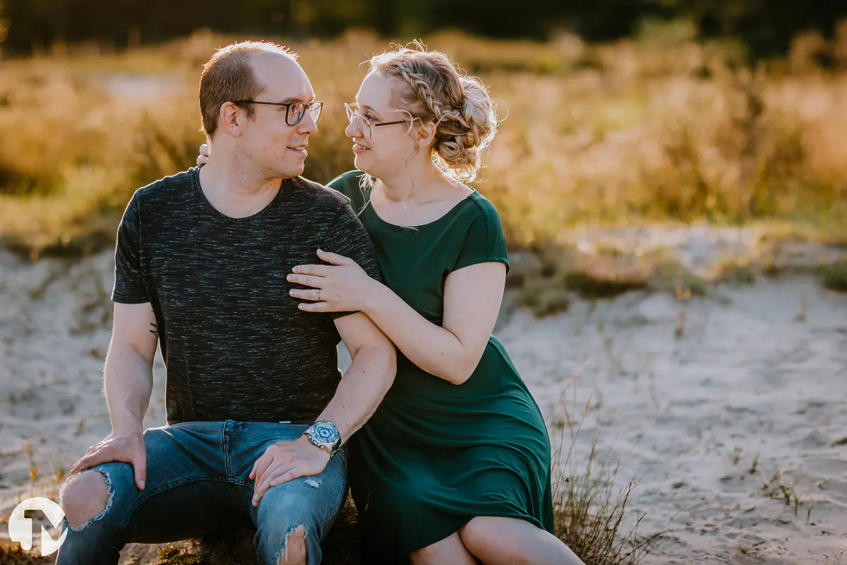 Loveshoot buiten in de natuur