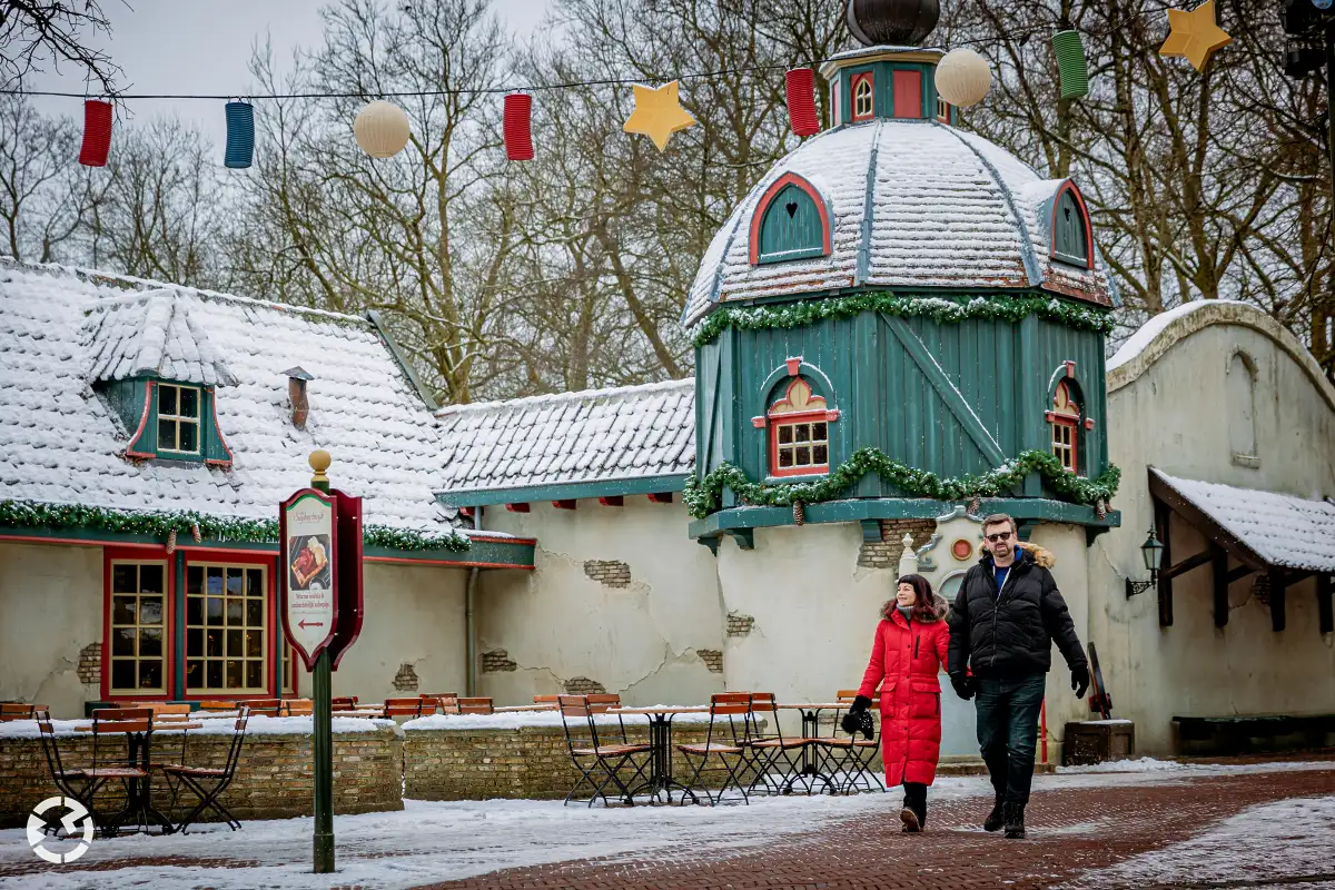 Fotoshoot in de Efteling op het Anthon Pieckplein.