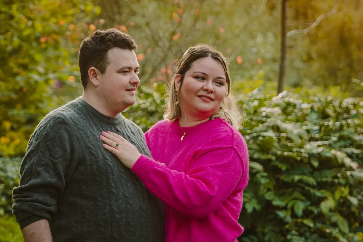 Huwelijksaanzoek tijdens loveshoot gefotografeerd door fotograaf in de Efteling.