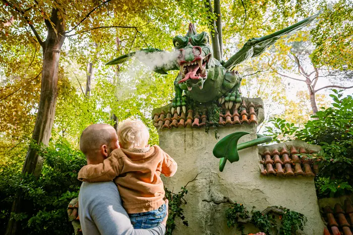 Niet geposeerde fotoshoot in het sprookjesbos van de Efteling.