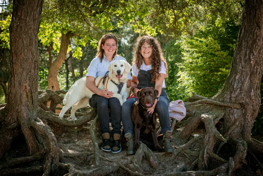 Fotoshoot met twee honden in de Loonse duinen