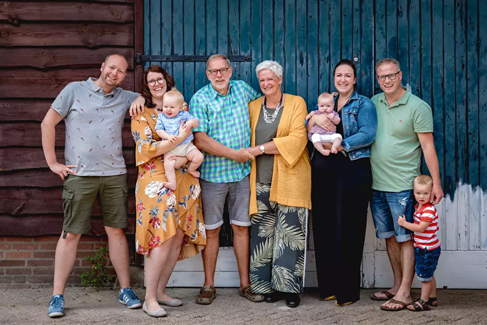  Fotograaf bij een familie fotoshoot in Hilvarenbeek. 