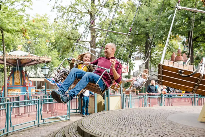  Fotoshoot bij de zweefmolen in de Efteling 