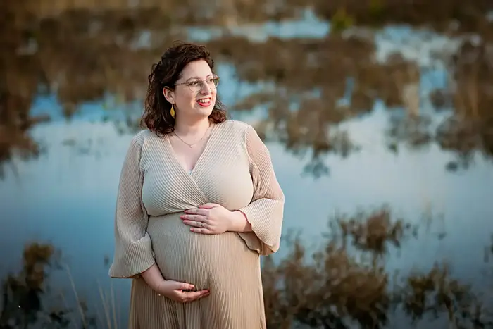 gezellige bruidsfotografie schoenenspel borrel brabant den bosch tilburg eindhoven breda gezellige ontspannen bruidsfotografie
